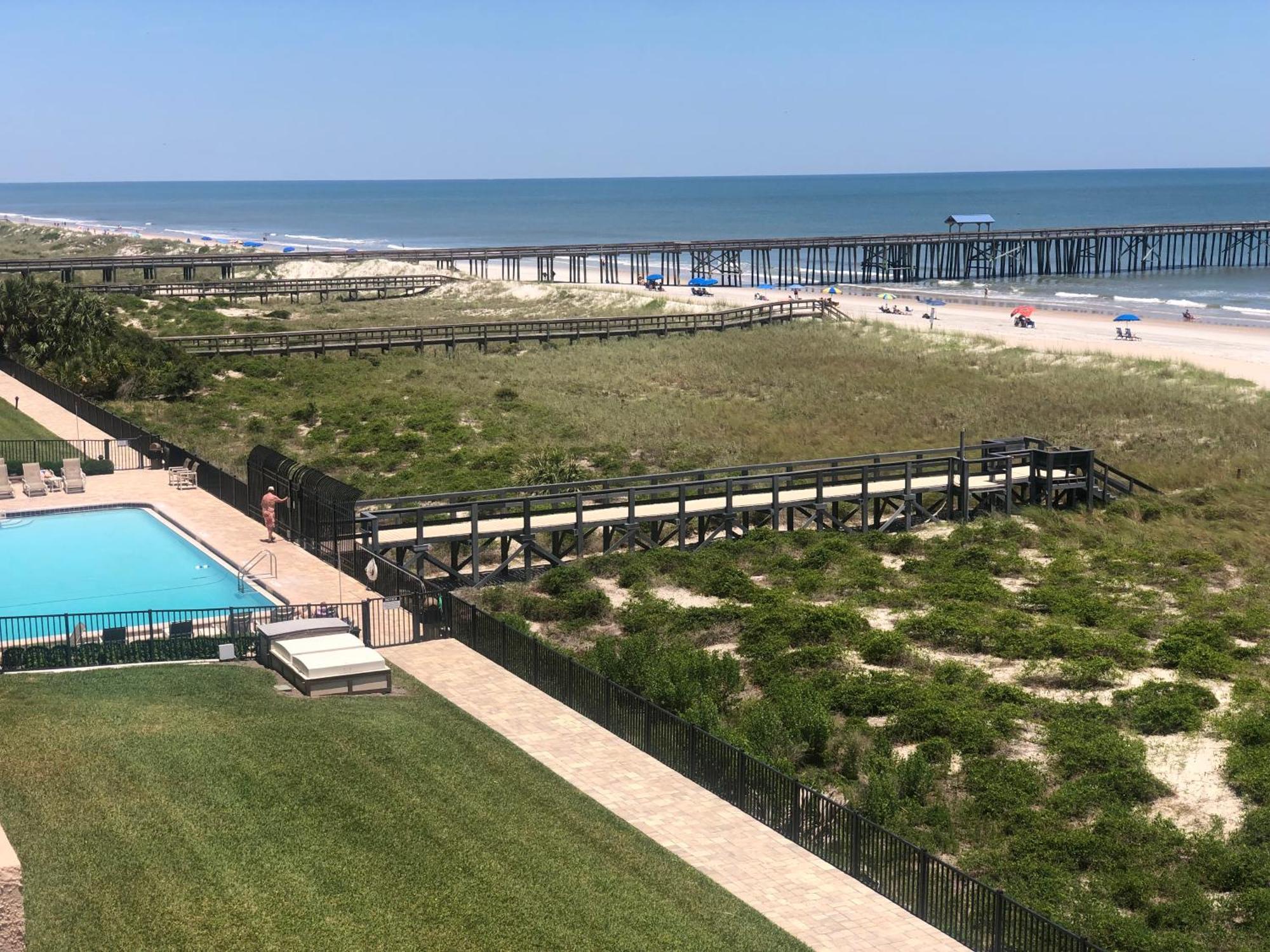 The Pelican * Fernandina Beach